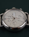 IWC Portofino Chronograph IW391009 - bovenaanzicht met kroon boven de kast en drukknoppen aan weerszijden