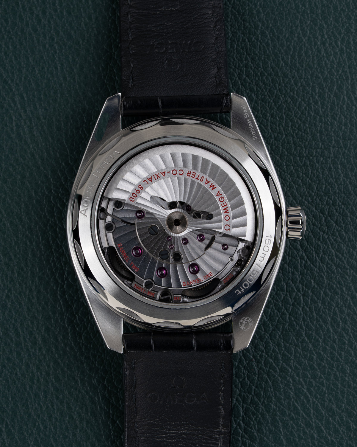 Omega Seamaster Aqua Terra 150M 220.13.41.21.01.001 - Doorzichtige achterkant met zicht op het Co-Axial Master Chronometer-uurwerk kaliber 8900