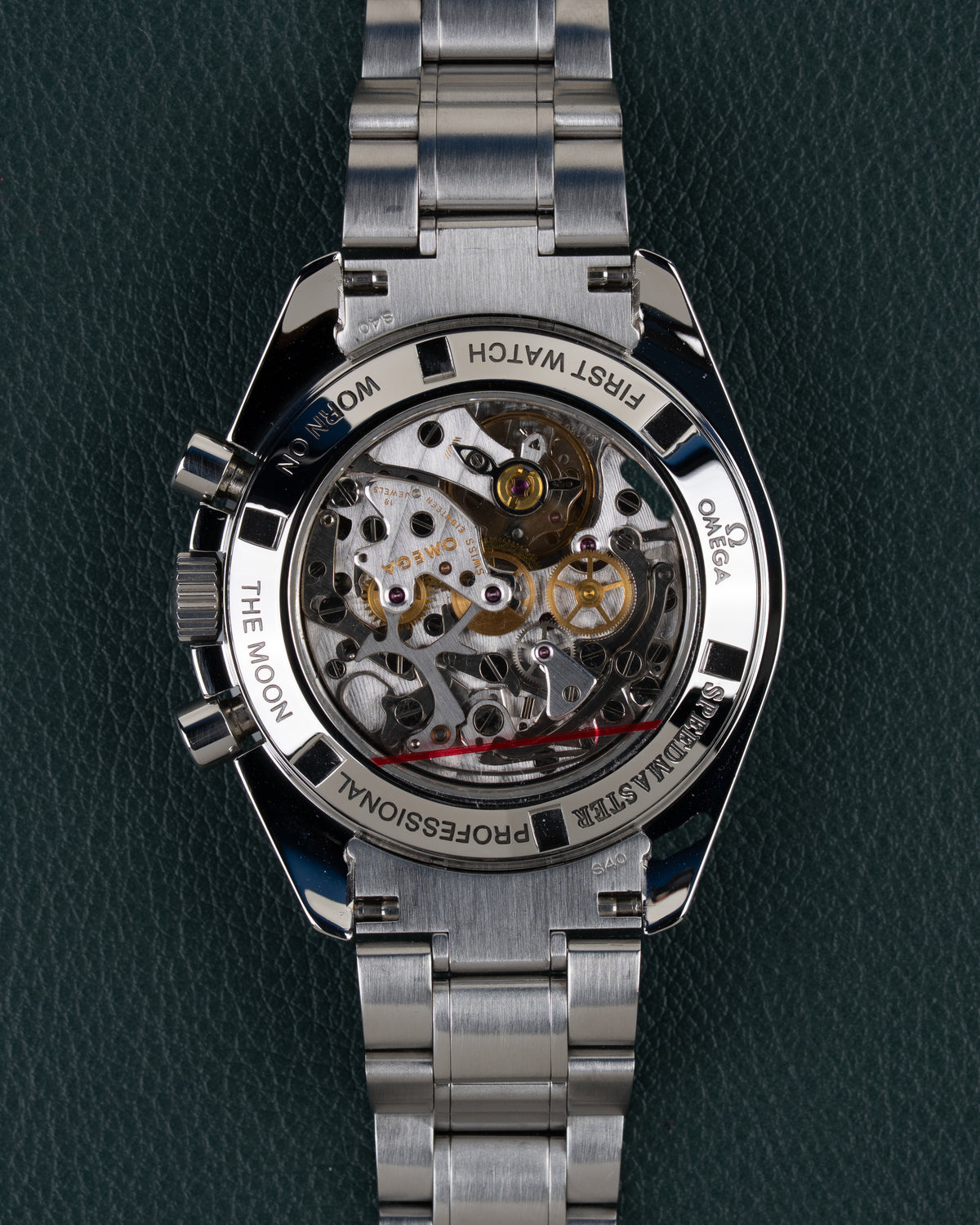 Omega Speedmaster Professional Moonwatch 3572.50 - doorzichtige saffierglazen caseback met zicht op het uurwerk en gravure First Watch Worn On The Moon