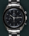 Omega Speedmaster Professional Moonwatch 3572.50 - volledig horloge recht van boven met stalen armband