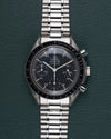 Omega Speedmaster Reduced Tritium 3510.50 - frontaal aanzicht van de zwarte wijzerplaat met warme tritium-patina op de indexen