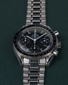 Omega Speedmaster Reduced Tritium 3510.50 - close-up van de wijzerplaat met tachymeterbezel, kroon en drukkers rechts