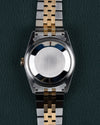 Rolex Datejust 16233 - Close-up van de gesloten stalen achterkant van de kast met Jubilee band