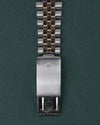 Rolex Datejust 16233 Black Dial 1991 - Close-up van de geopende vouwsluiting van de jubilee-band met het Rolex kroonlogo