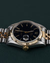 Rolex Datejust 16233 Black Dial 1991 - Frontaal aanzicht ondersteboven met de kroon onderaan de kast