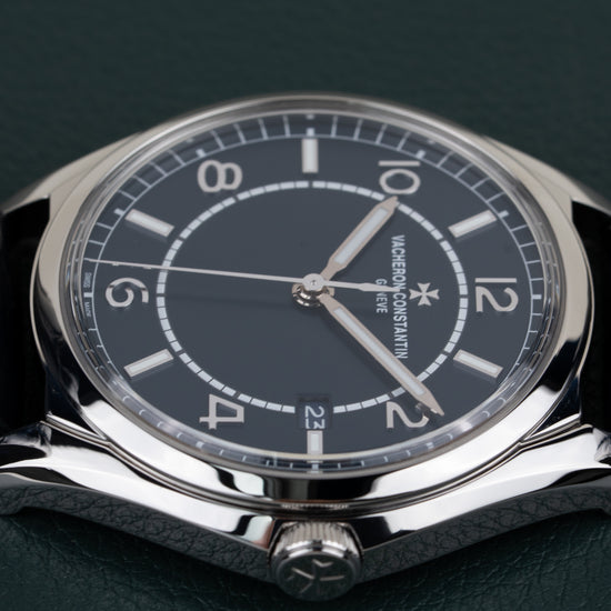 Vacheron Constantin Fiftysix 4600E/000A-B487 - close-up van wijzerplaat met kroon zichtbaar onderaan